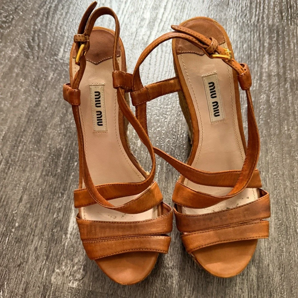 Miu Miu Brown Leather Espadrille Wedge Sandals Gold Accent Heel 34.5 EU / 4.5 US